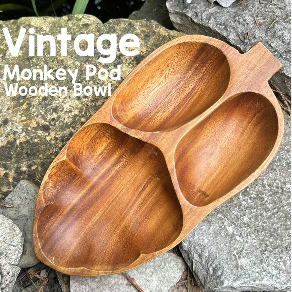 Vintage Carved “Monkey Pod Bowl”
